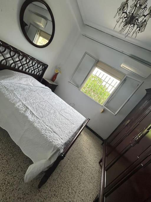 Apartamento Acogedor Seville Exterior photo
